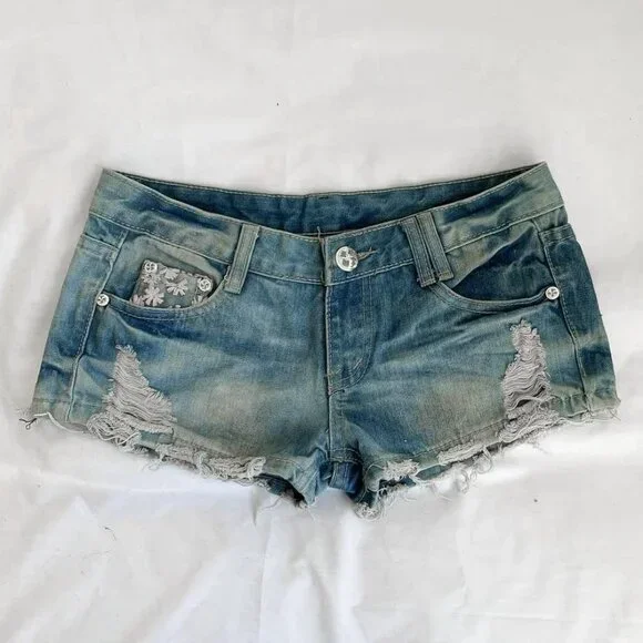 Women’s Distressed Denim Shorts - Picture 1 of 4
